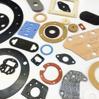 Изрязване гарнитури по поръчка