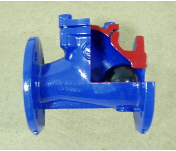 Възвратна клапа с топка - на фланци